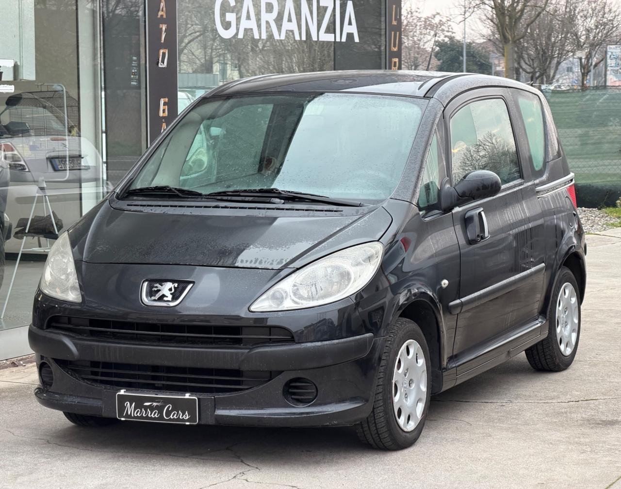 Peugeot 1007 1.4 Happy- Adatta ai neopatentati