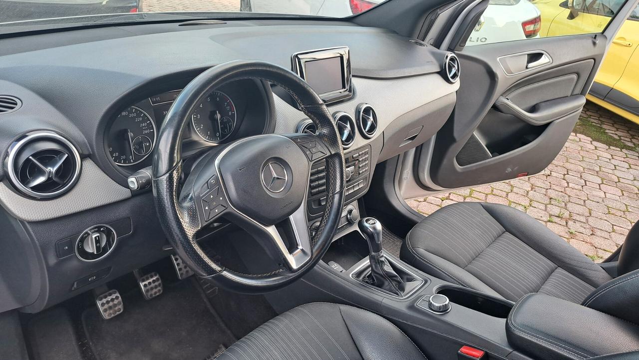 Mercedes-benz B 180 BlueEFFICIENCY Premium