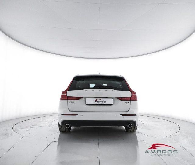 VOLVO V60 D3 Business Plus AWD