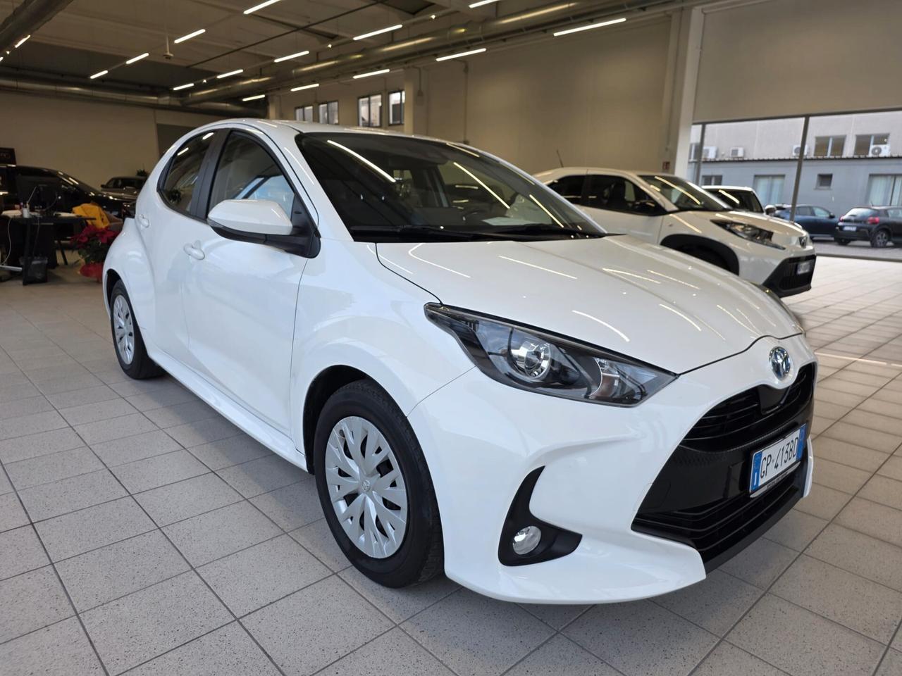 Toyota Yaris 1.5 Hybrid 5 porte Business