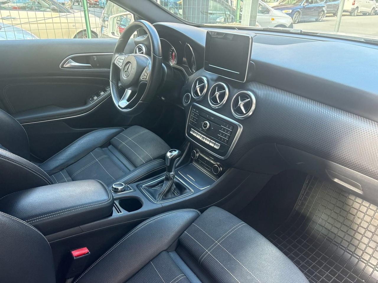 Mercedes-benz A 160 d Premium