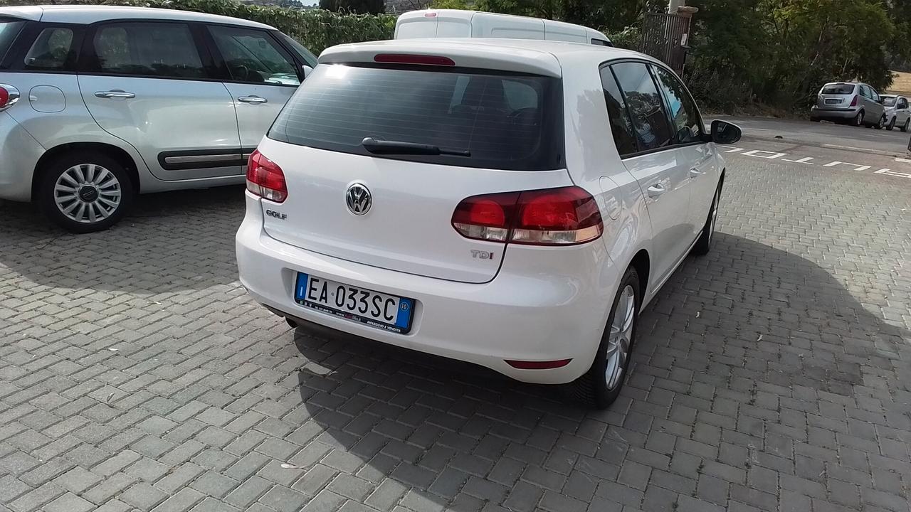 Volkswagen Golf 1.6 TDI 5p. Highline