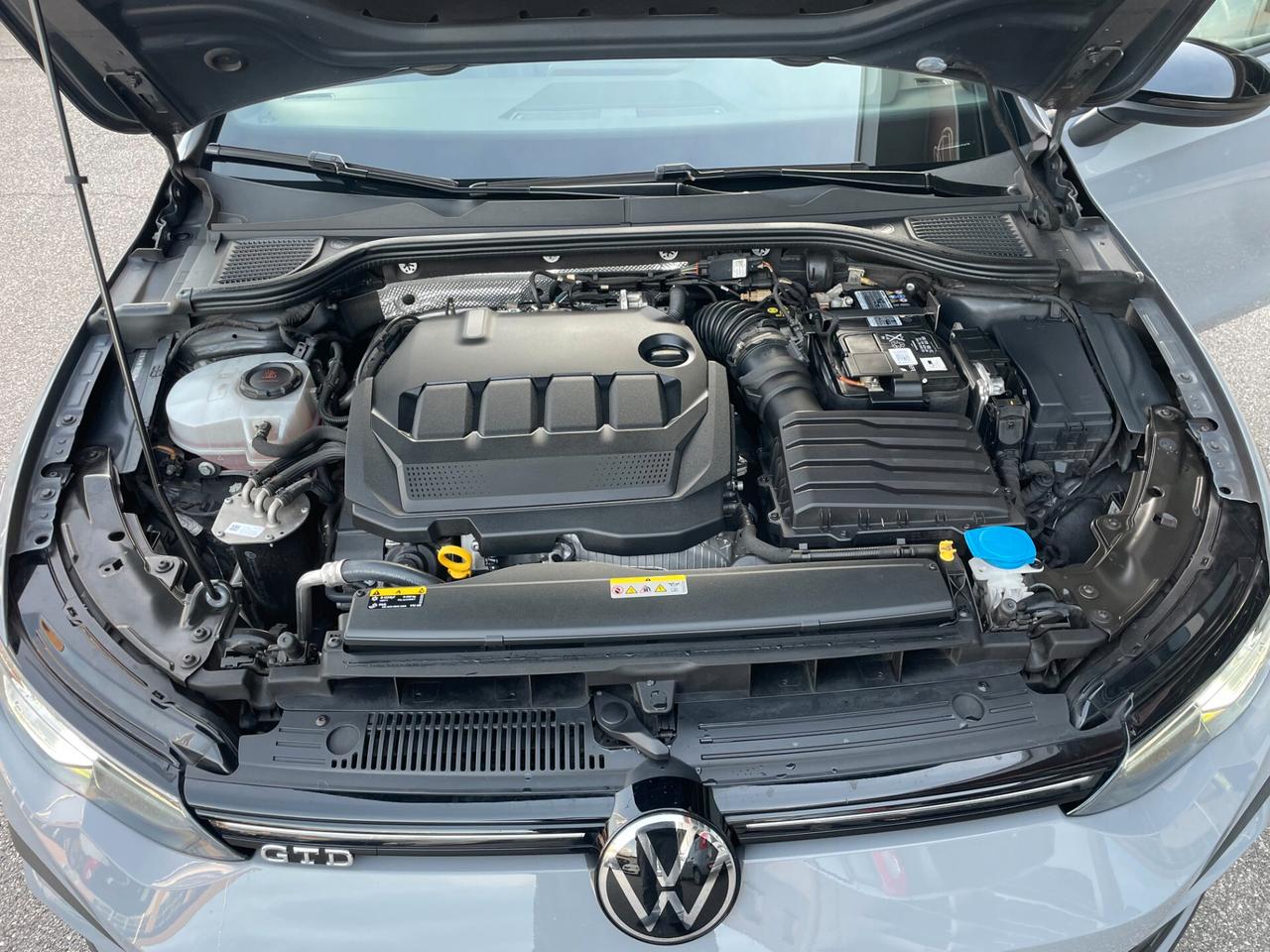 Volkswagen Golf GTD 2.0 TDI 200 CV DSG