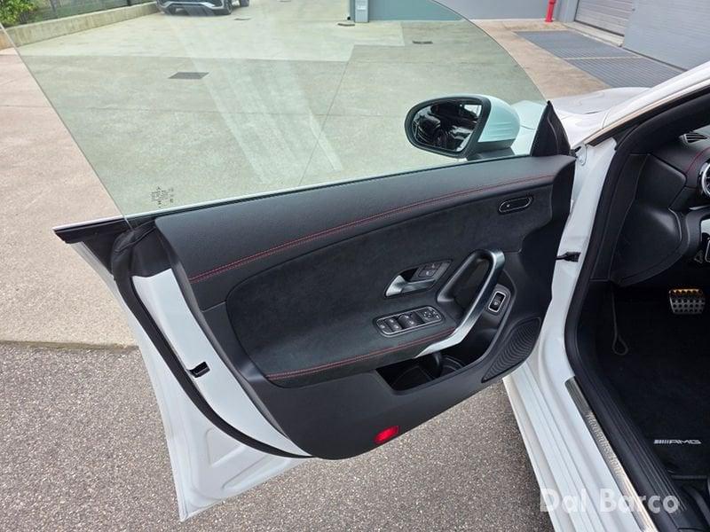 Mercedes-Benz CLA CLA 200 d Automatic Shooting Brake AMG Line Premium