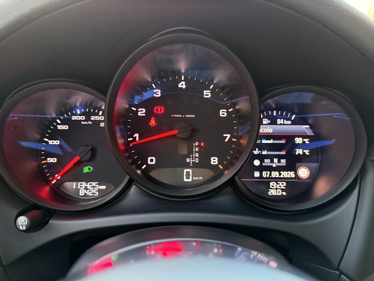Porsche Macan 2.0 245- 2021-TETTO-FULLED-21^