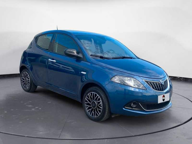 LANCIA Ypsilon 1.0 firefly hybrid Platino s&s 70cv