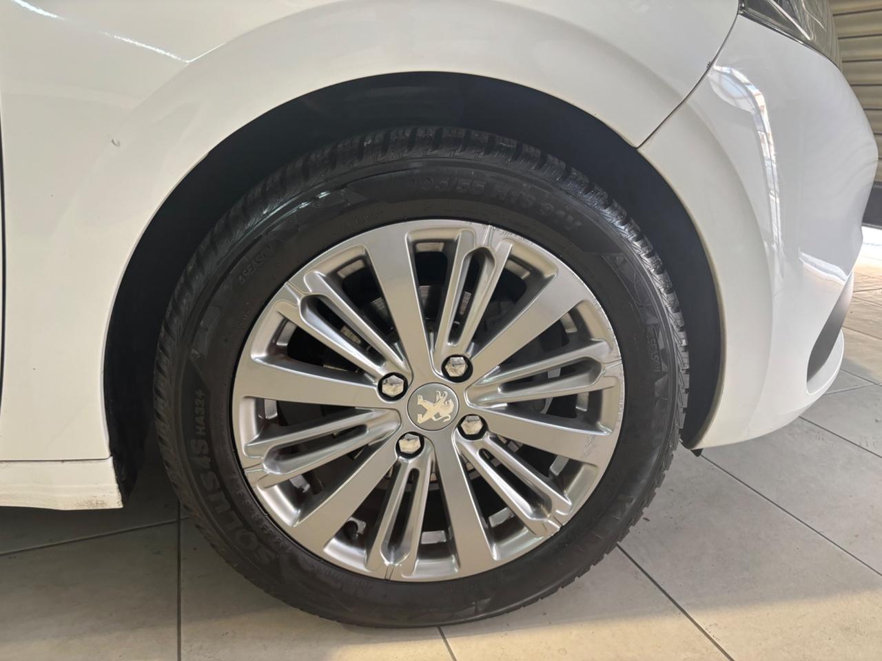 Peugeot 208 PureTech 82 5 porte Active