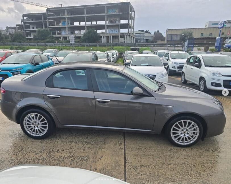 Alfa Romeo 159 1.9 JTDm 16V TI