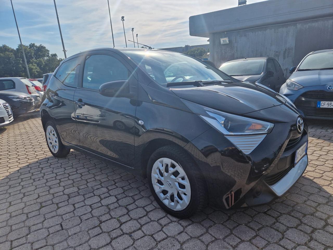 Toyota Aygo 5p 1.0 x-cool 72cv