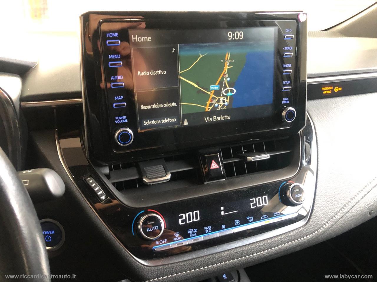 TOYOTA Corolla 1.8 Hybrid Business