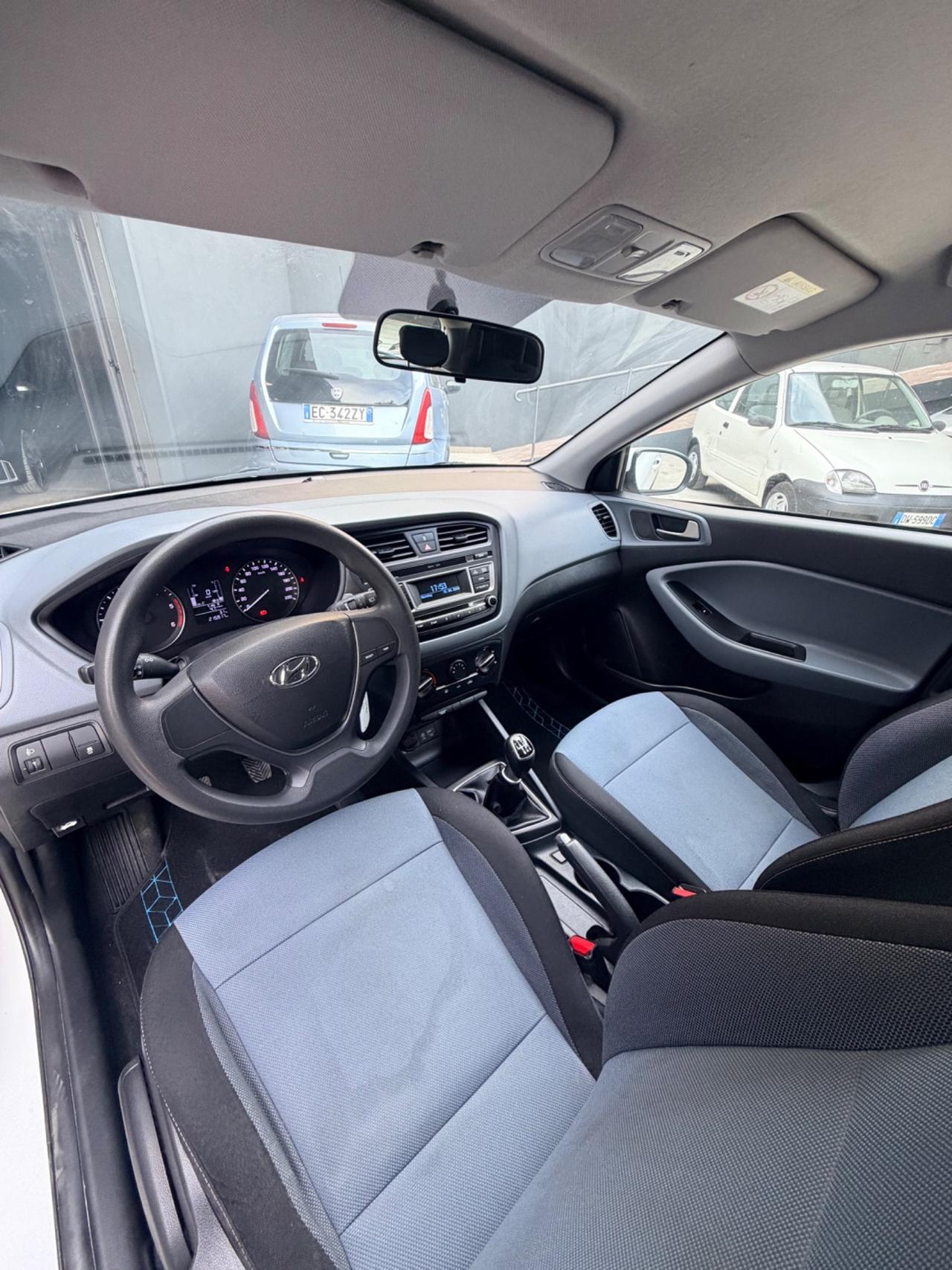 Hyundai i20 1.1 CRDi 12V 5 porte Comfort