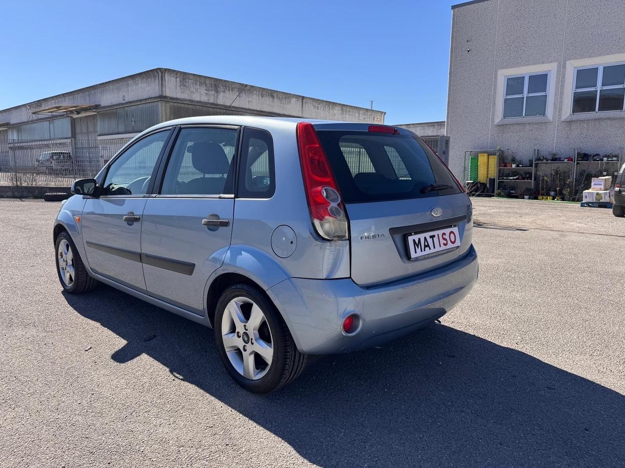 Ford Fiesta 1.2 16V 5p. Ghia km 144000