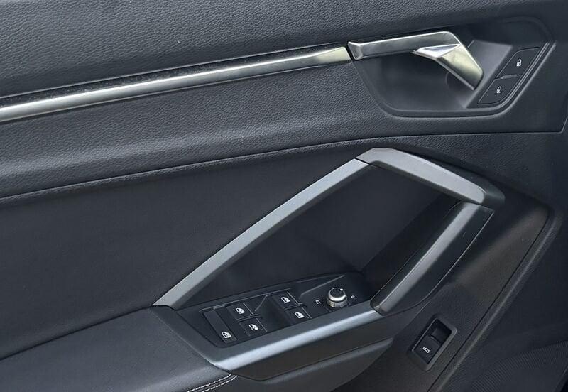 Audi Q3 SPB S line interno ed esterno 2.0 TDI 150CV S-Tronic quattro 35