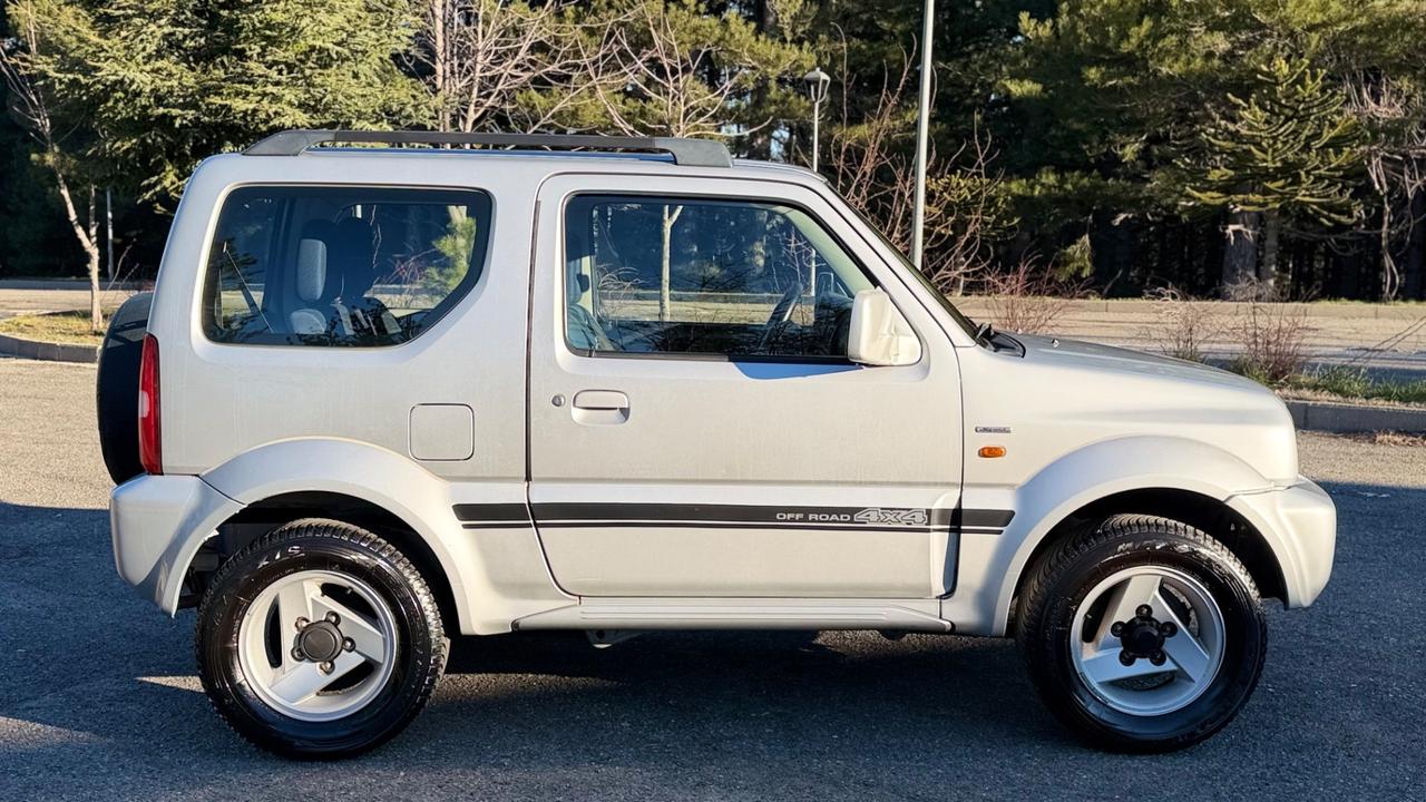 Suzuki Jimny 1.3i 16V cat 4WD JLX