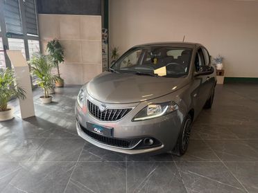 Lancia Ypsilon 1.0 FireFly 5 porte S&S Hybrid Gold
