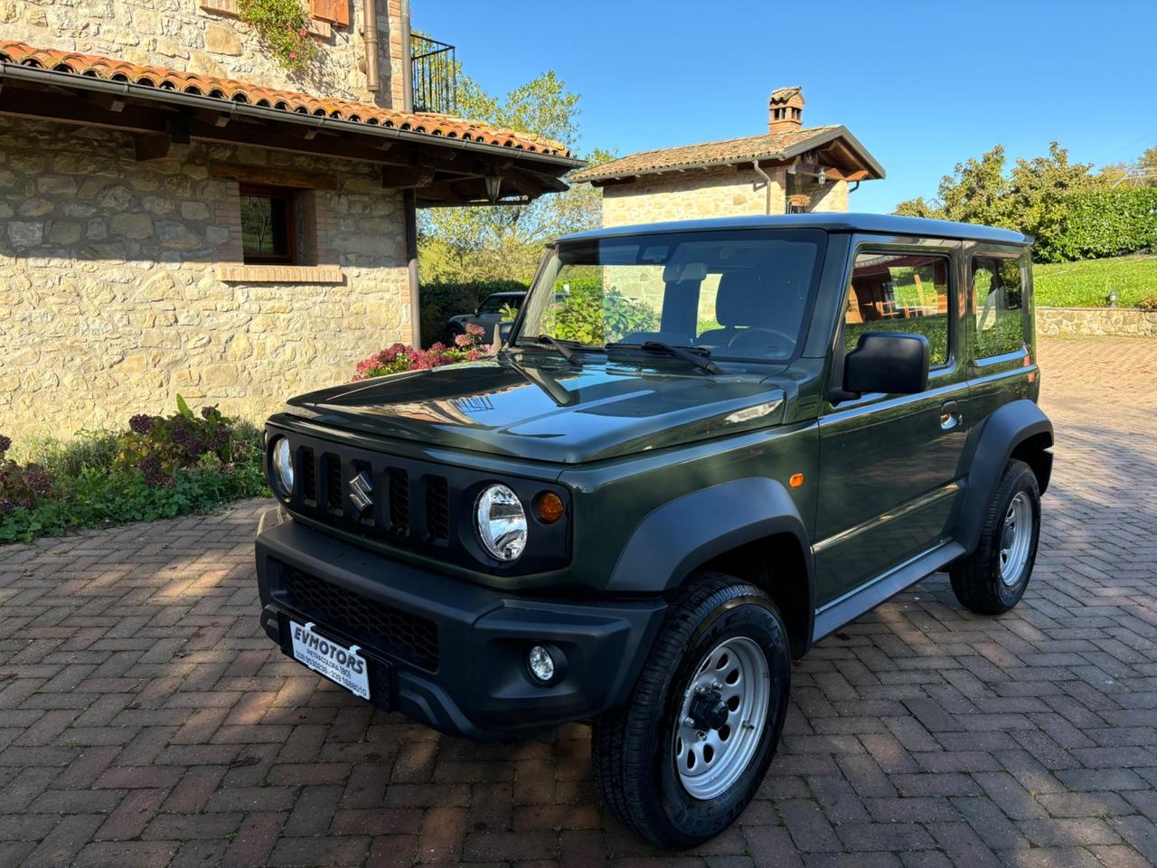 Suzuki Jimny 1.5 5MT Top 4 POSTI - 11/2018