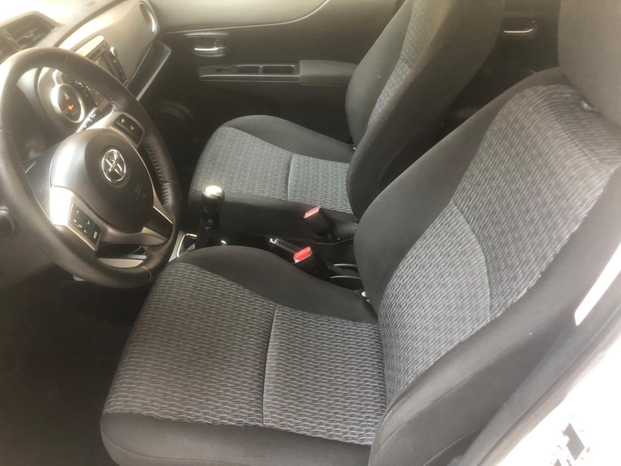 Toyota Yaris 1.0 5 porte Lounge 2014 km 47000