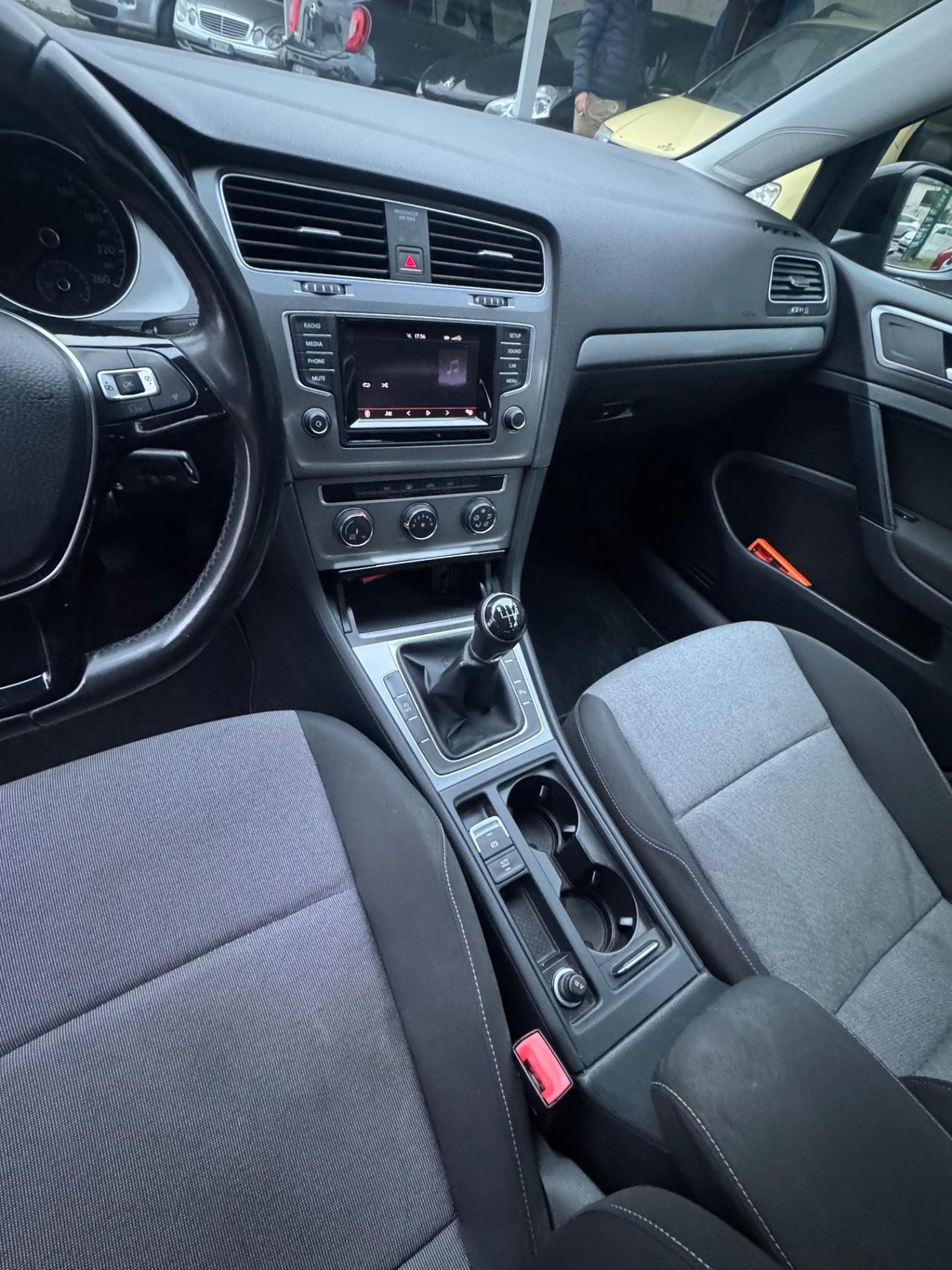 Volkswagen Golf 1.6 TDI 5p. Highline BlueMotion Technology