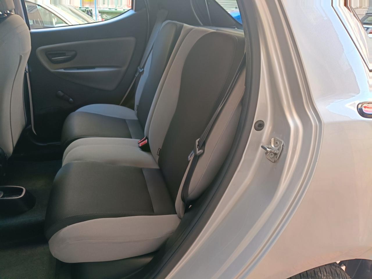 LANCIA YPSILON 900 BENZ/METANO-NEOPATENTATI-Euro5900