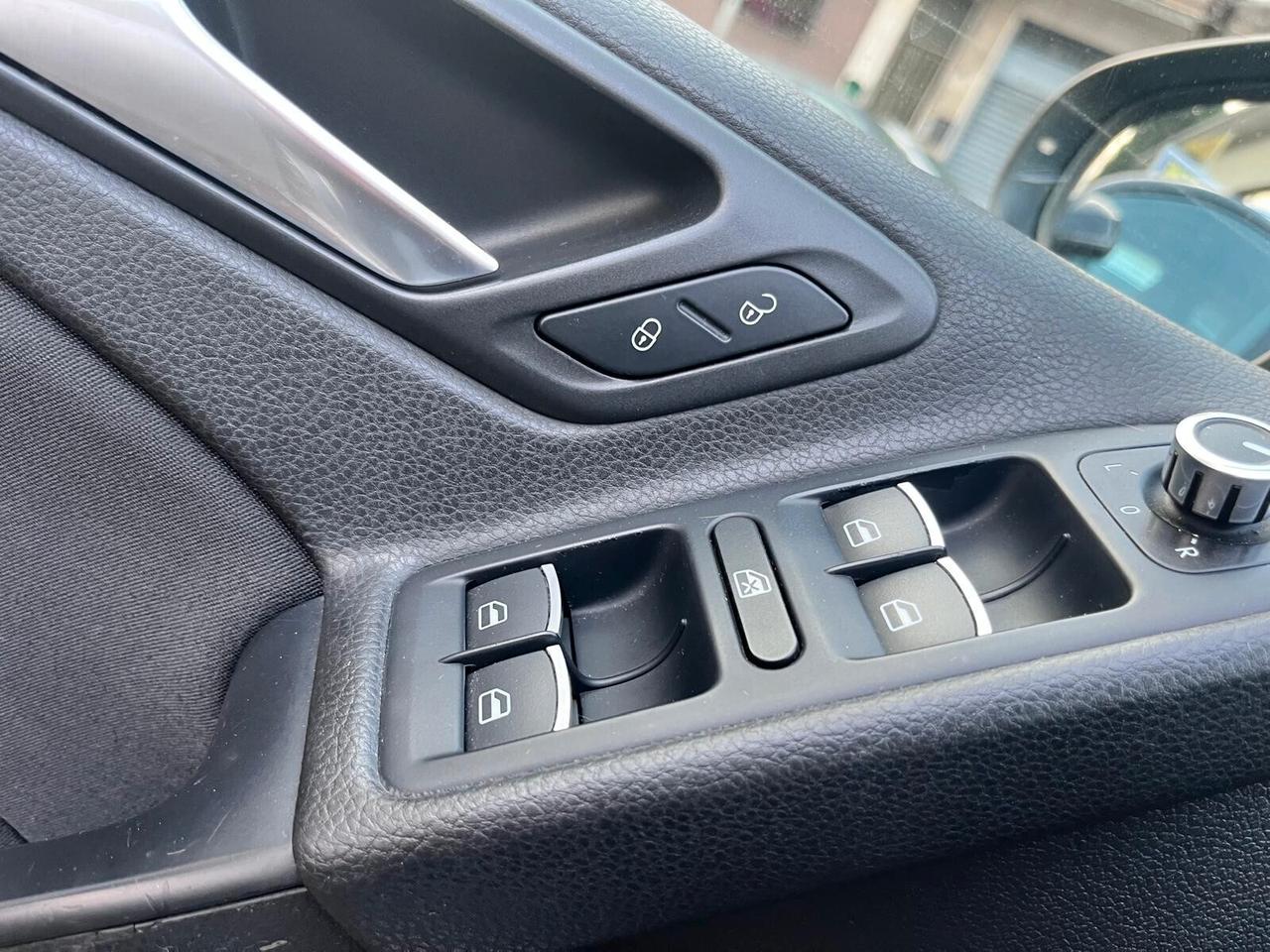 Volkswagen Golf GTI 2.0 TSI DSG 5p. - 2009