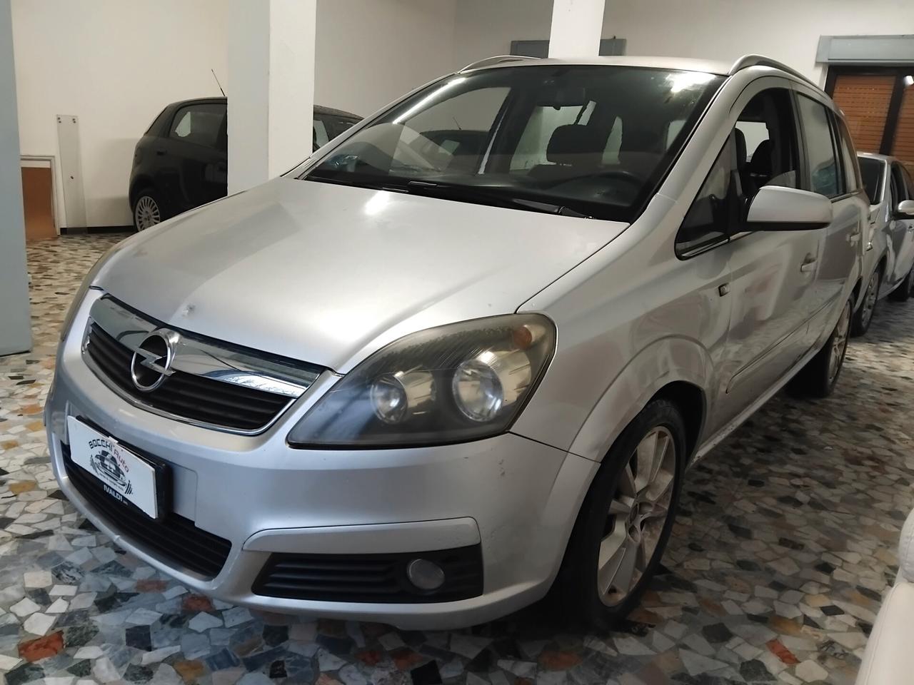 Opel Zafira 1.6 16V Twinport Cosmo