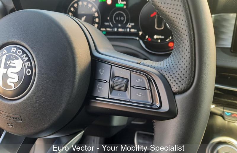 Alfa Romeo Tonale 1.3 280CV PHEV AT6 Veloce