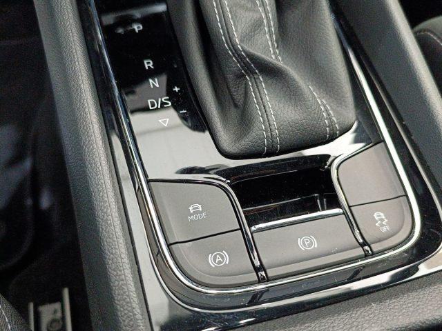 SKODA Karoq 2.0 TDI SCR DSG SportLine