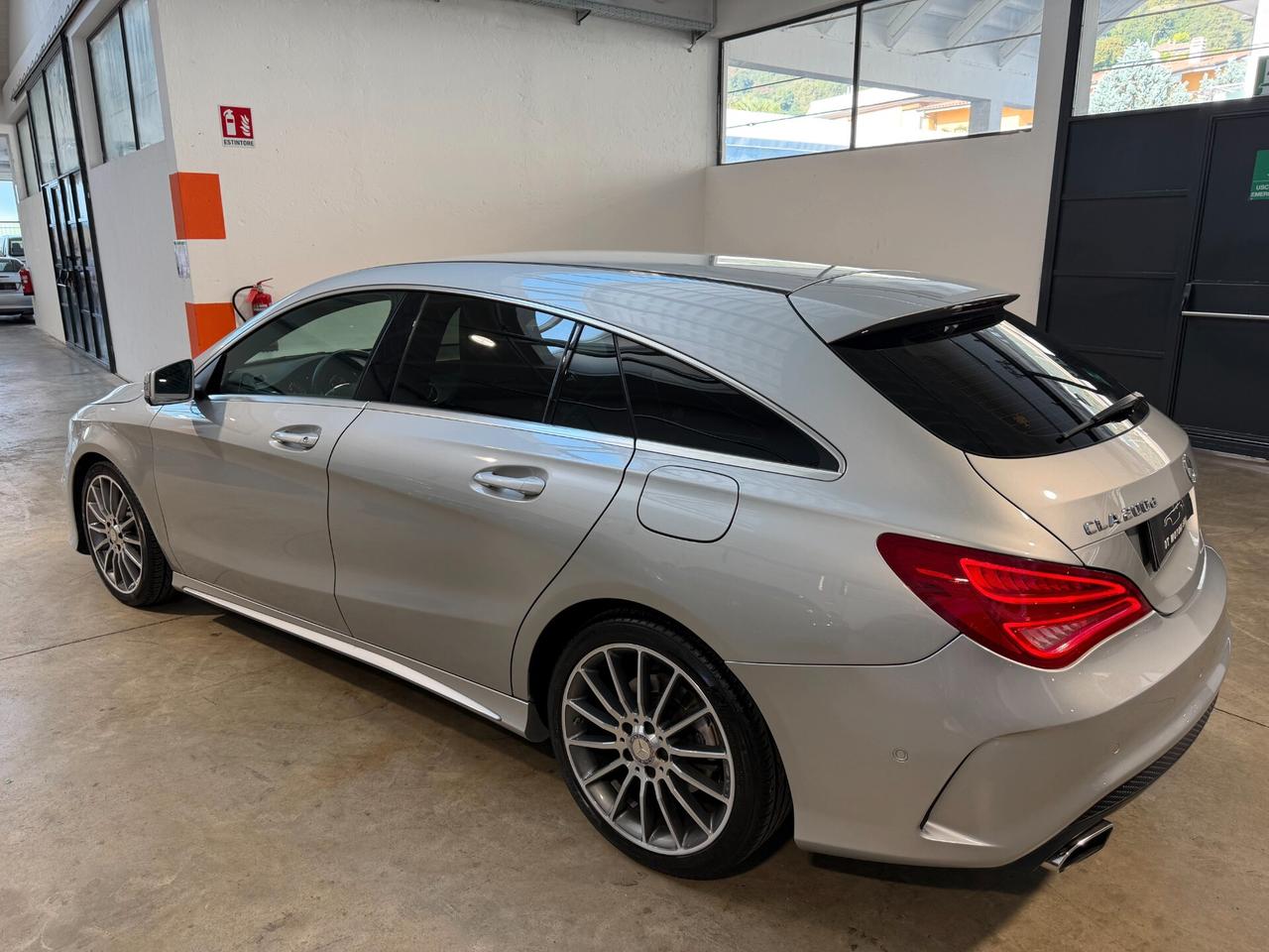 Mercedes-benz CLA 200 d PREMIUM AMG-MOTORE MERCEDES-UNICOPROPRIETARIO