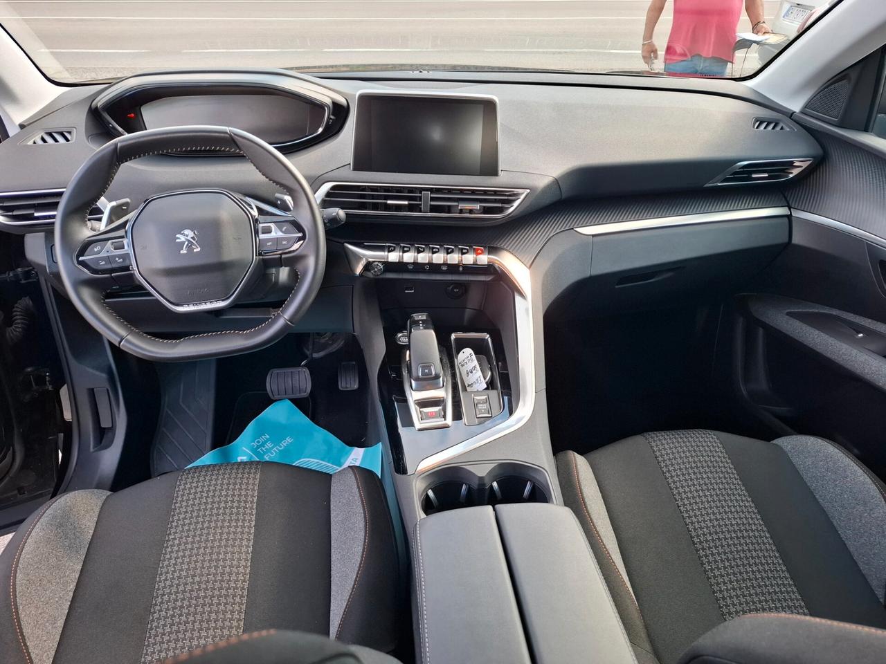 Peugeot 3008 BlueHDi 1.5 130cv EAT8 12-2021