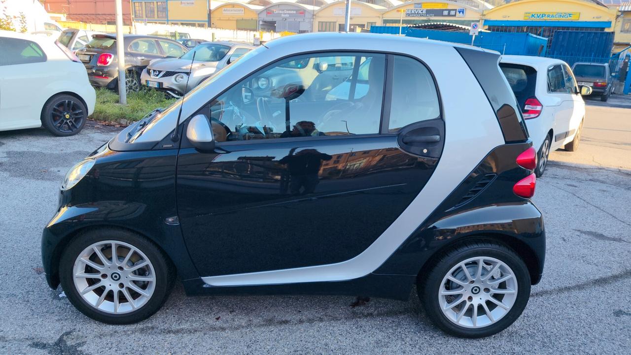 Smart ForTwo 1000 52 kW coupé passion