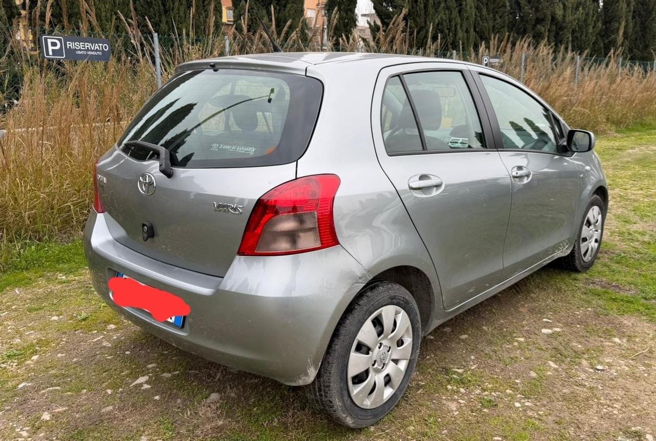 Toyota Yaris 1.4 D-4D 5 porte Sol
