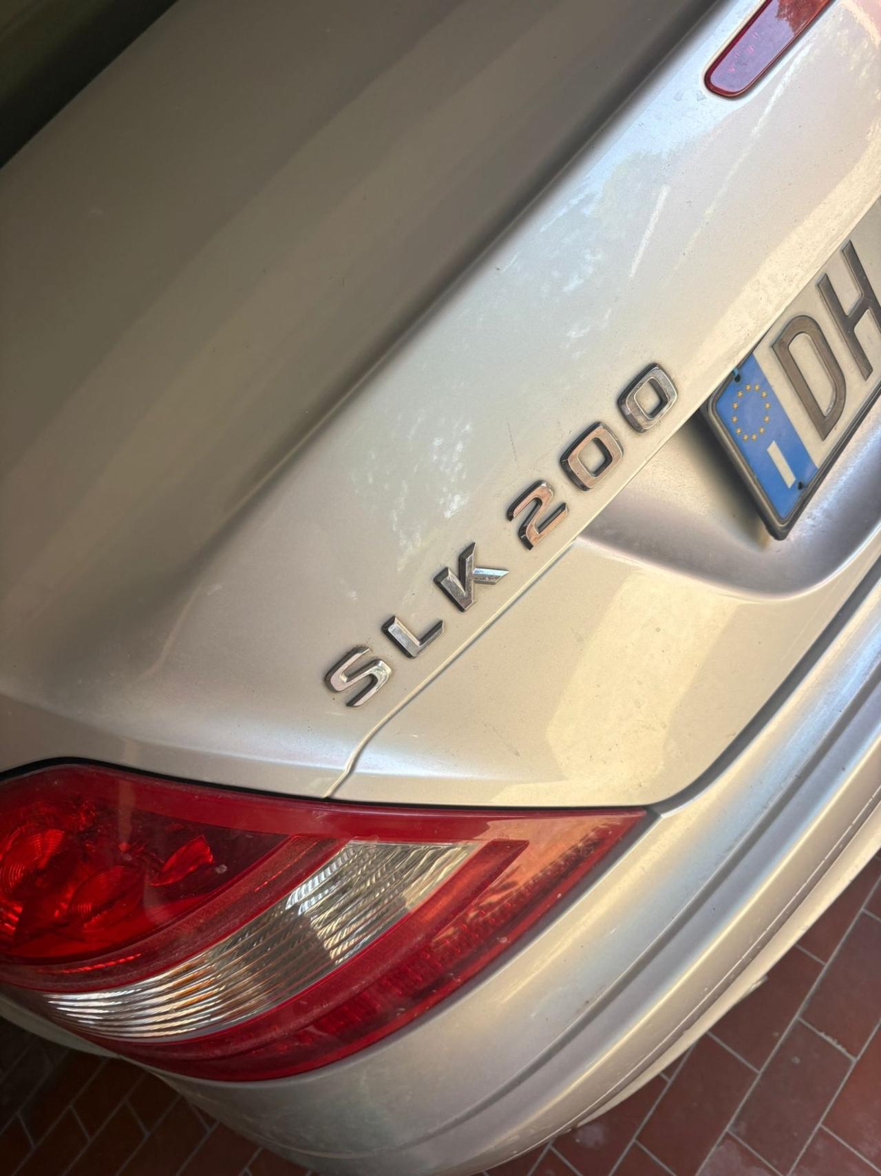 Mercedes-benz SLK 200