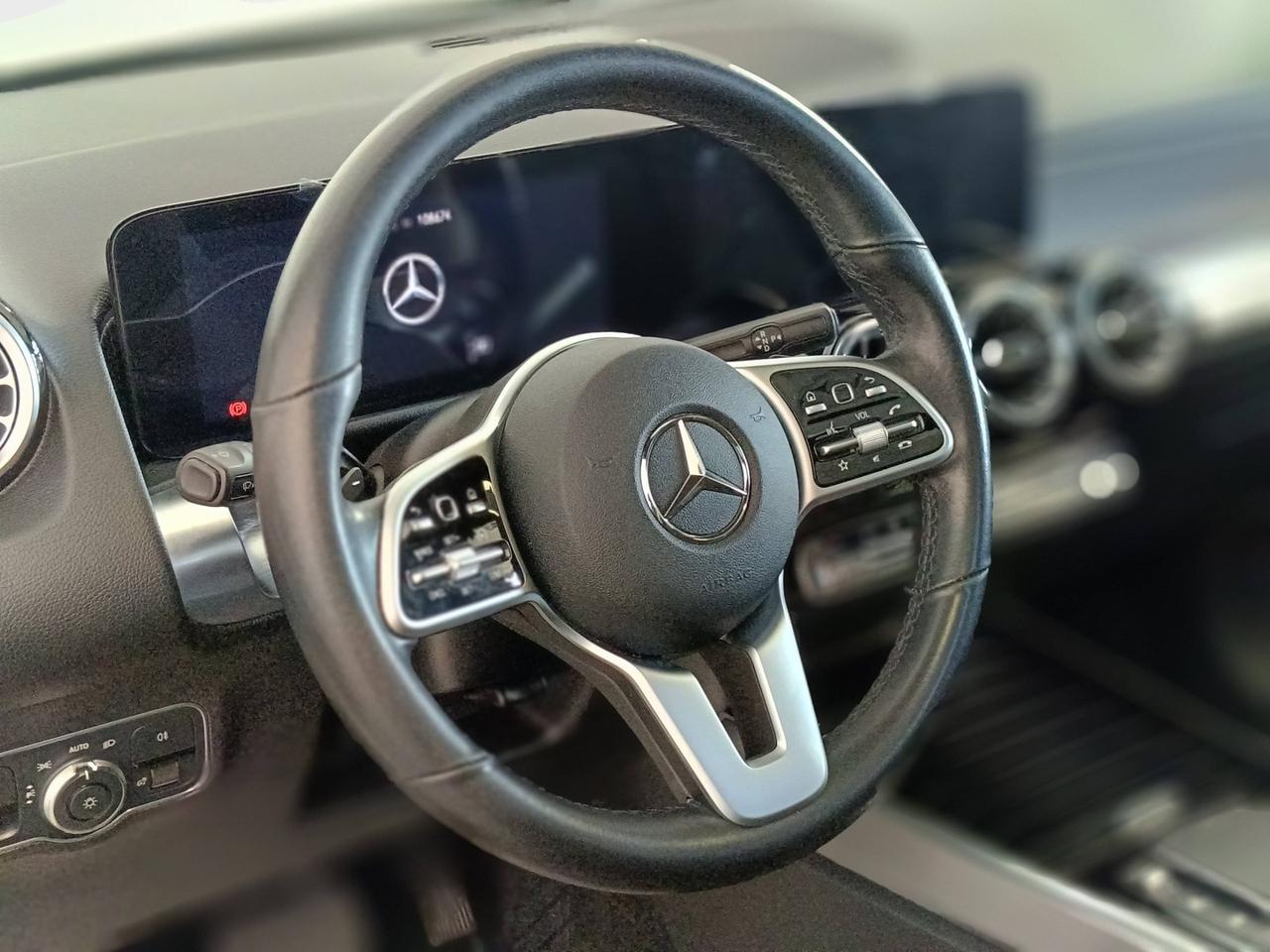 Mercedes-Benz GLB - X247 2019 - GLB 200 d Sport Plus 4matic auto