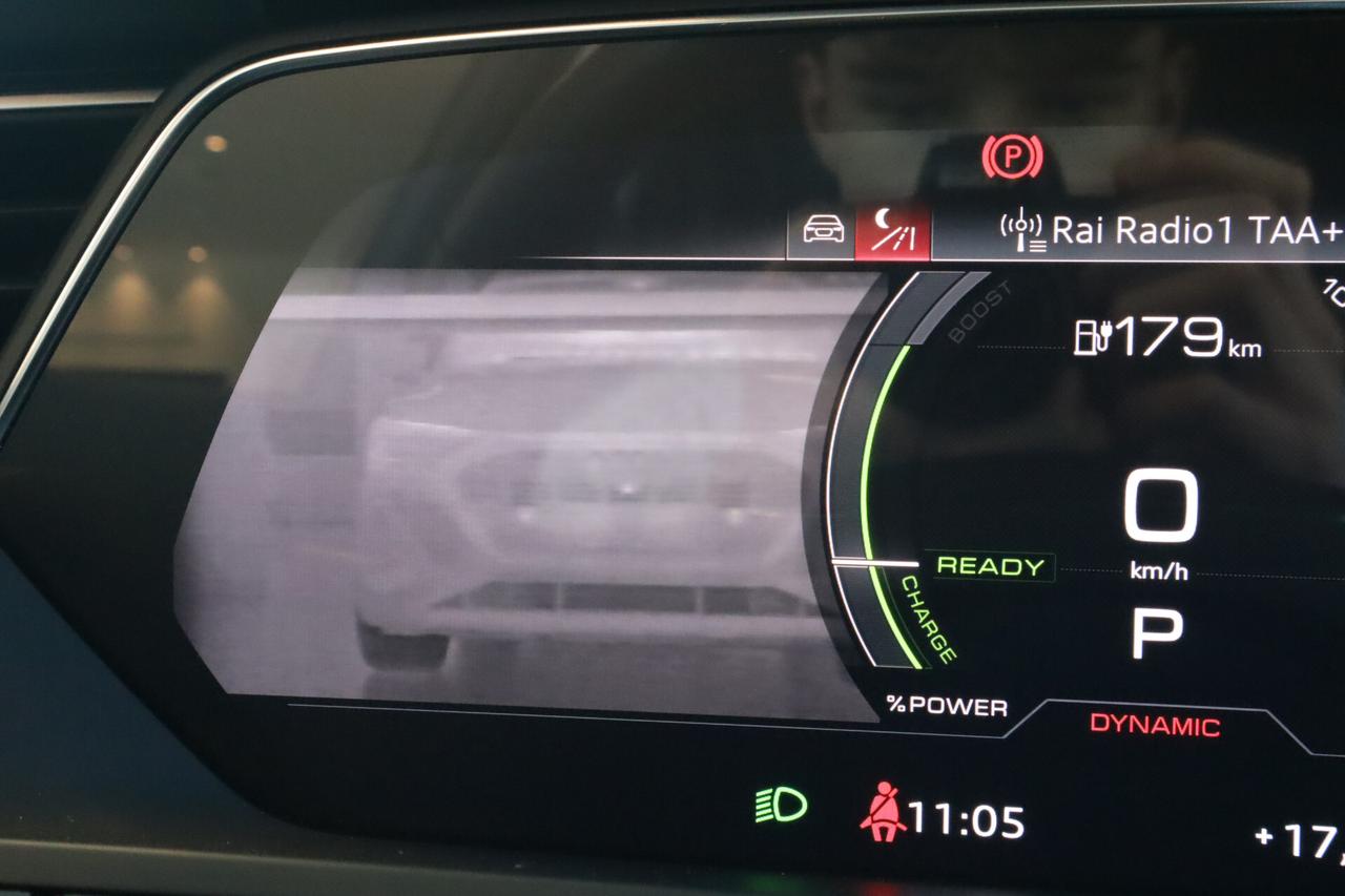 E Tron 55 408CV S-LINE QUATTRO HUD 360° MATRIX 21"