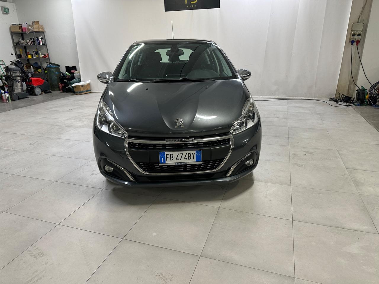 Peugeot 208 BlueHDi 75 5 porte Allure Neopatentati