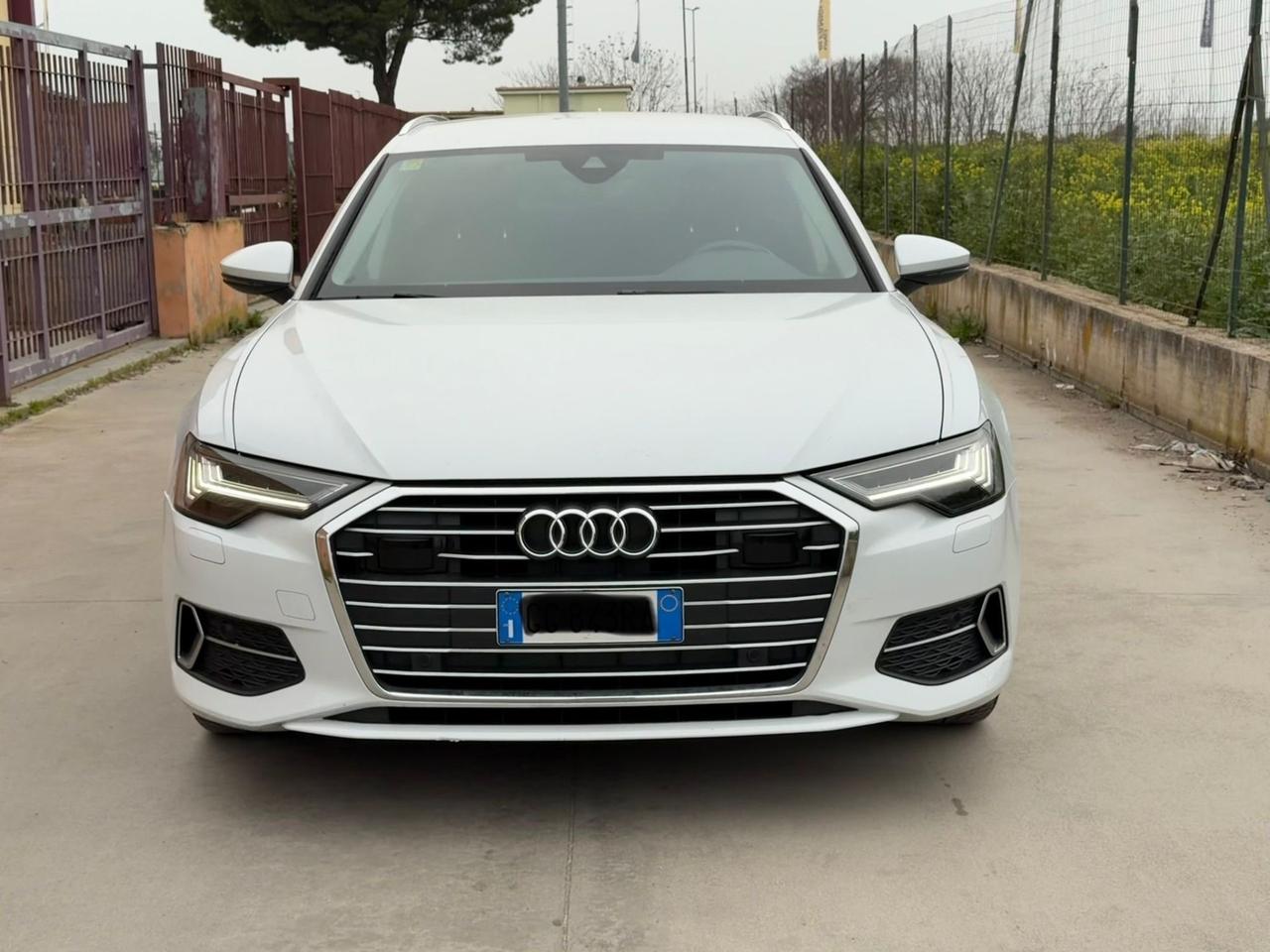 Audi A6 Avant 40 2.0 TDI S tronic Business Sport