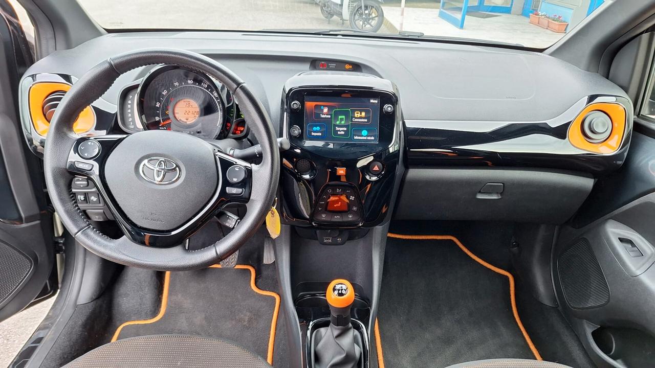 Toyota Aygo 1.0 Xplay SOLO 22MILA KM