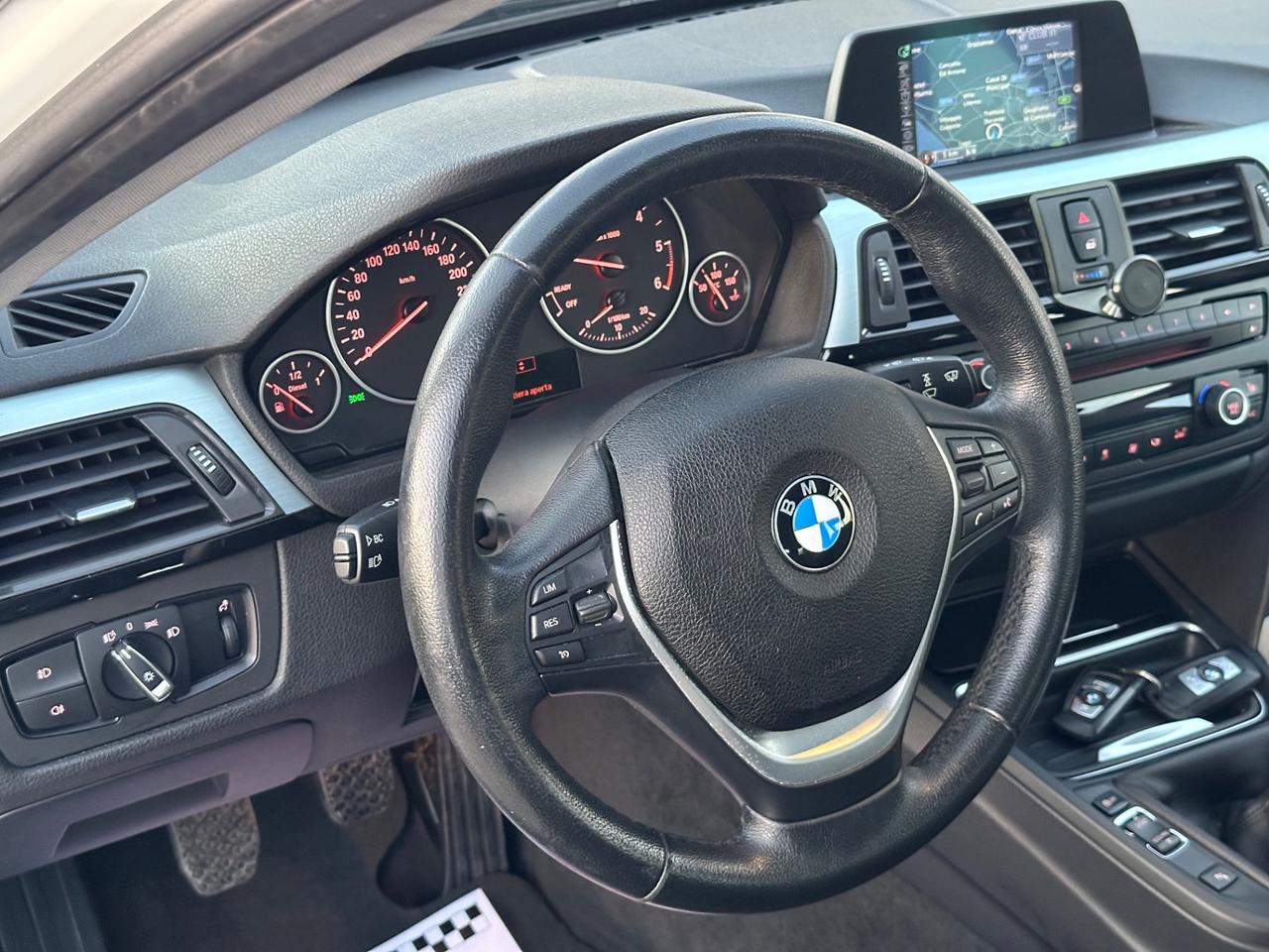 Bmw Serie 316d Touring Modern 2.0 116CV DA VETRINA