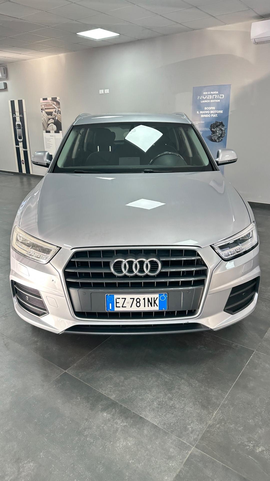 Audi Q3 2.0 TDI 150 CV Business