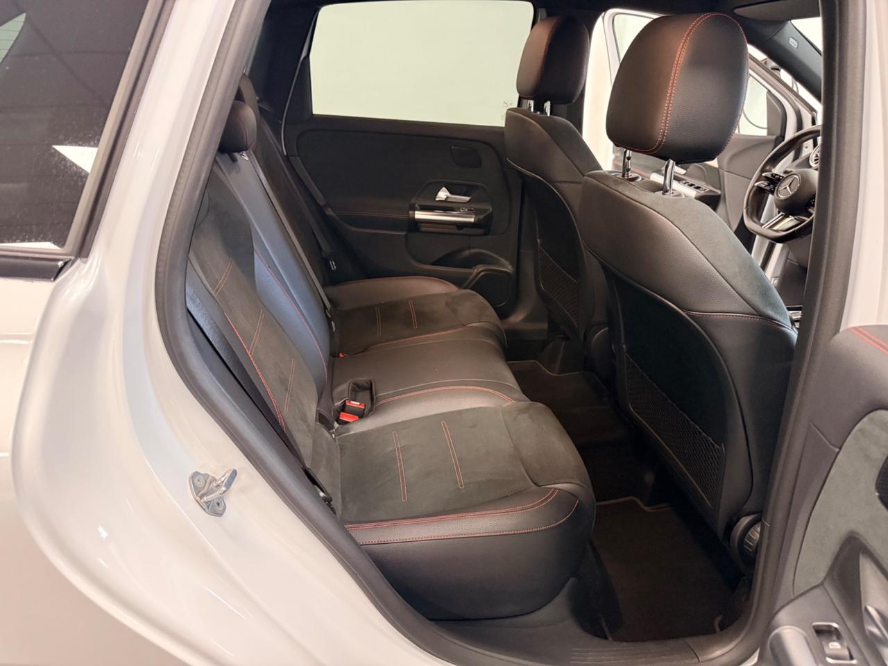 Mercedes-benz B 180 d Automatic AMG Line Premium