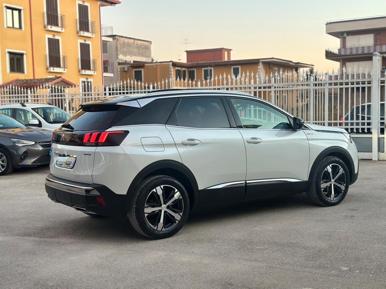 Peugeot 3008 BlueHDi 130 GT Line Automatica