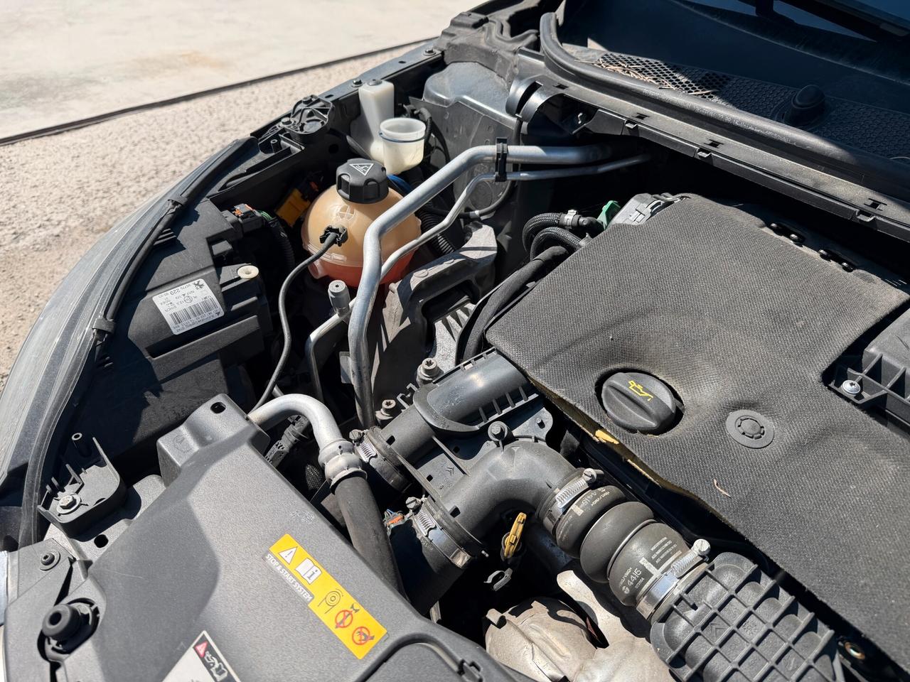 PEUGEOT 308 SW 2015 1.6 DIESEL 99 CV *SINISTRATA