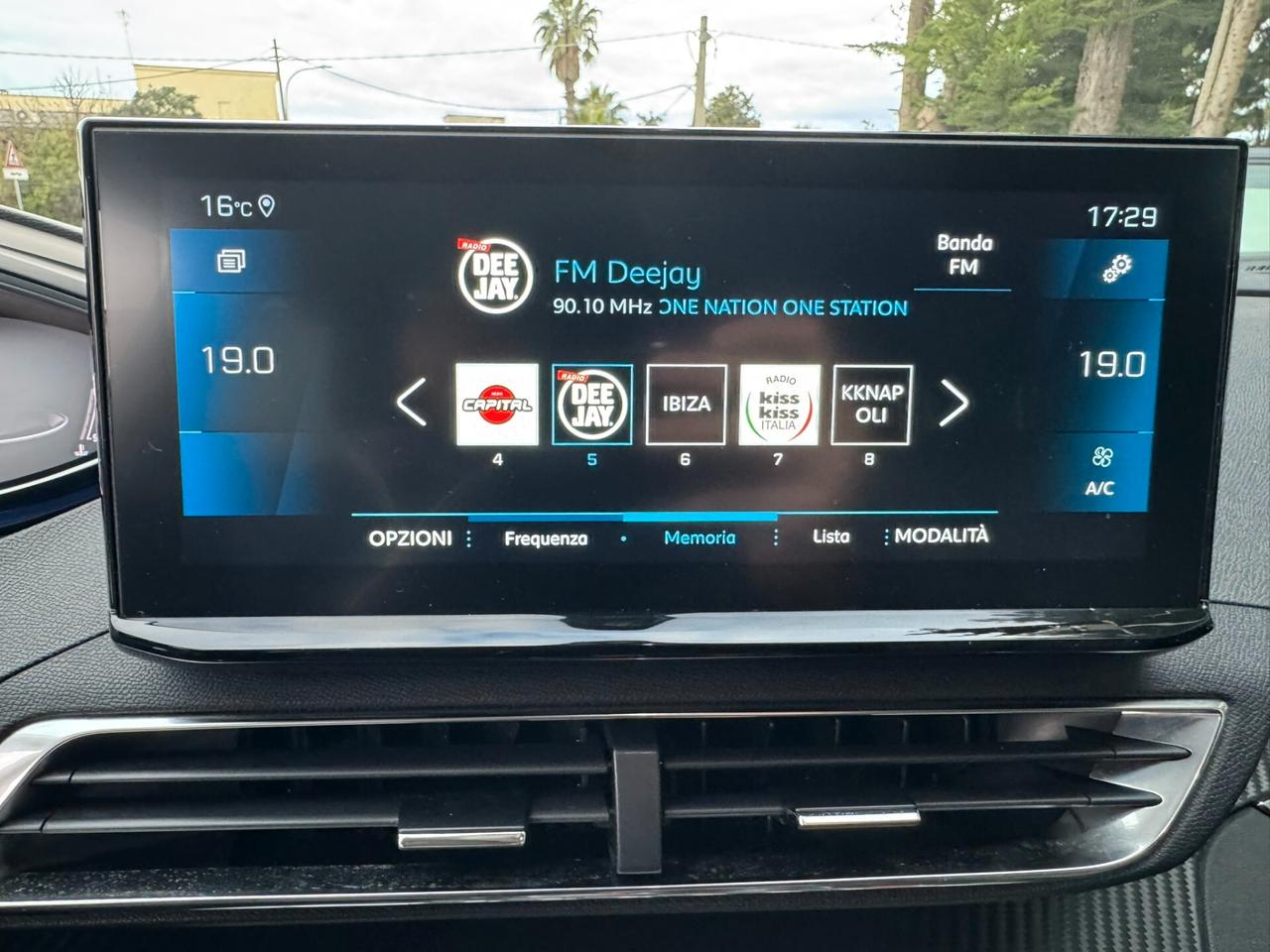 Peugeot 3008 BlueHDi 130 S&S EAT8 Allure