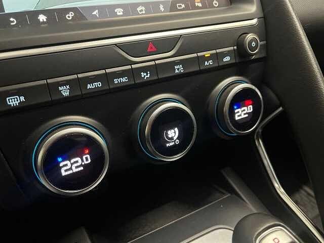 Jaguar E-PACE 2.0D 150 CV AWD aut.