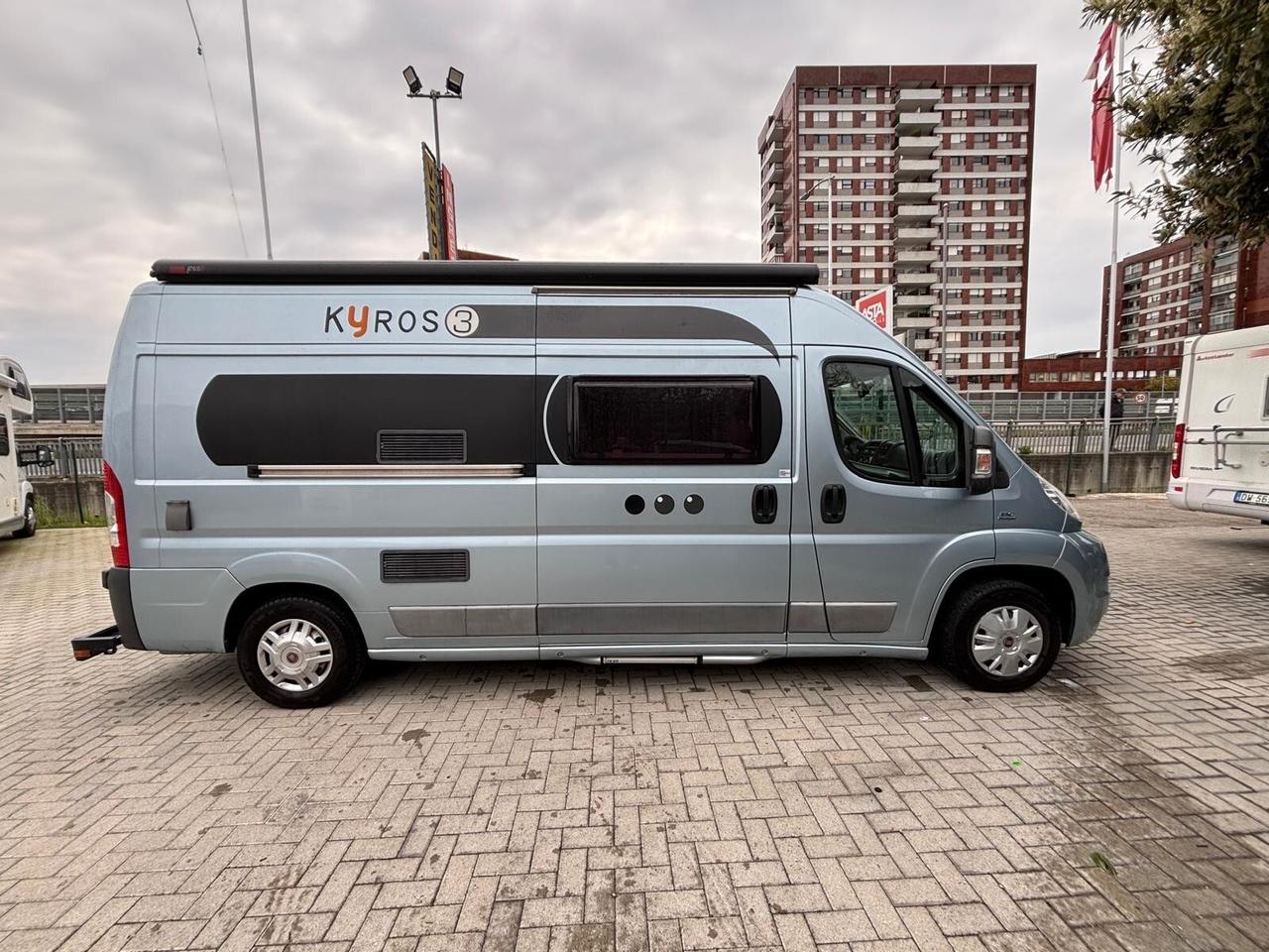 Ci International Kyros 3 camper