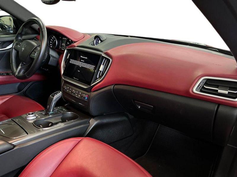 Maserati Ghibli III 2021 2.0 mhev Granlusso 330cv auto