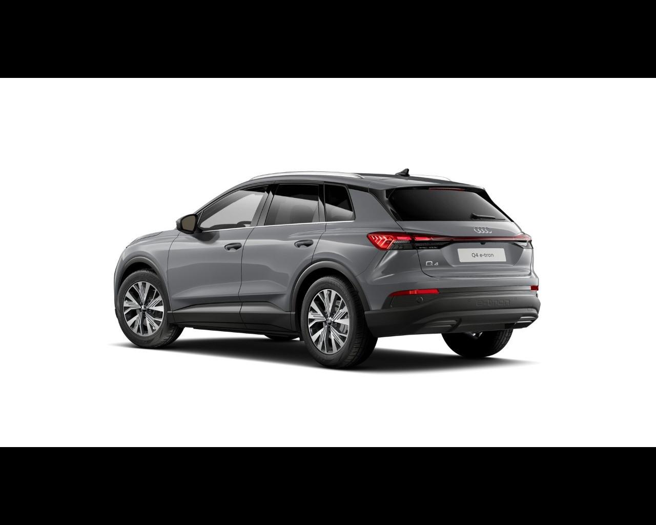 AUDI Audi Q4 Custom edition 40 e-tron 150,00 kW