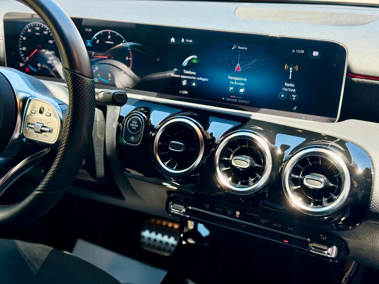 MERCEDES-BENZ A180D 116HP PREMIUM AUTOMATICO- 2020