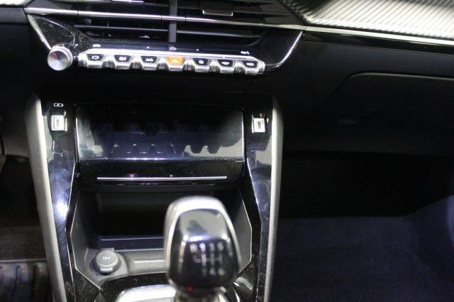 PEUGEOT 2008 1.2 PureTech 100 CV Allure