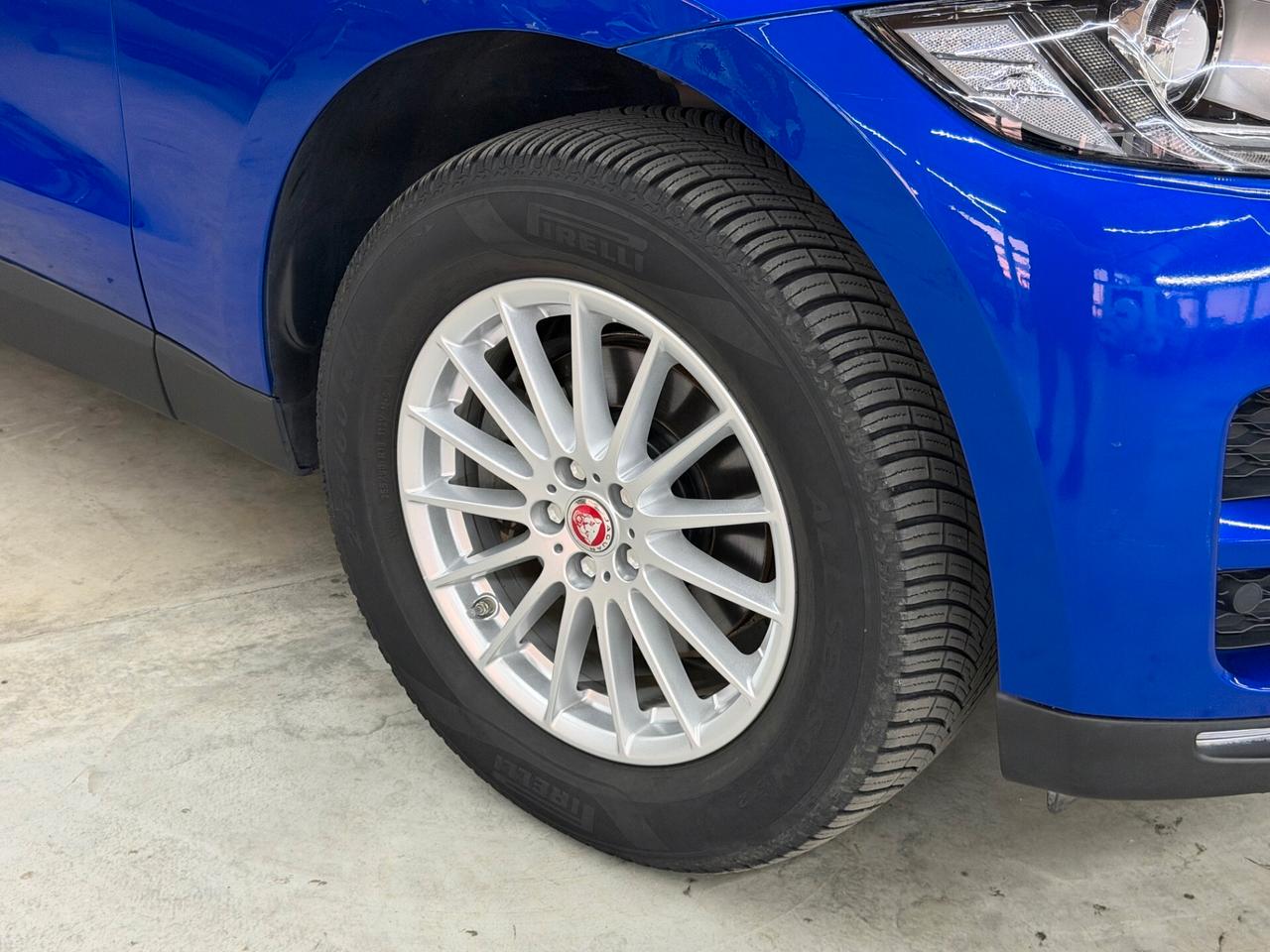 Jaguar F-Pace 2.0 D 180 CV - 24 MESI DI GARANZIA